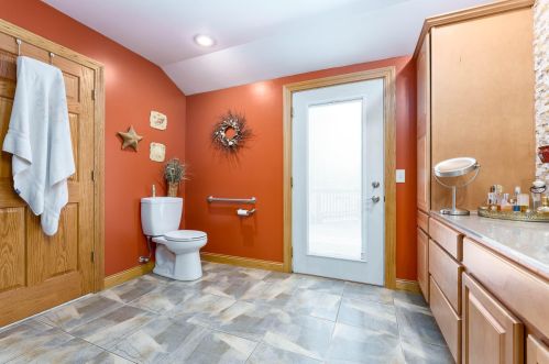 28148 Shr Dr, Gobles MI 49055-9115 exterior