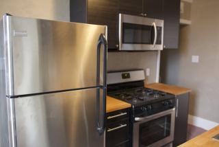 1015 Mount Oliver St, Pittsburgh PA  15210-1747 exterior