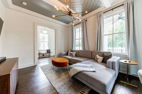 62 Montgomery St, Atlanta GA  30307-2844 exterior