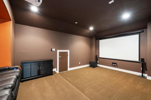 8606 Evelina Trl, Austin TX  78737-8542 exterior