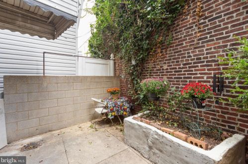 715 Ellsworth St, Philadelphia PA 19146-3110 exterior