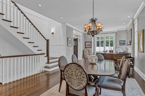 3800 Paulina St, Chicago IL 60609-2057 exterior