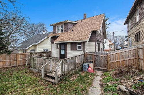 746 Liberty St, Grand Rapids MI 49503-8069 exterior