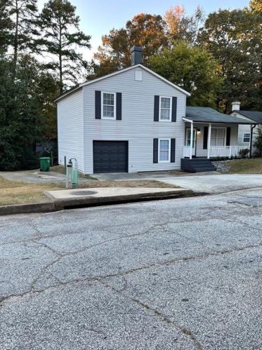 2145 Marbut Farms Entry, Lithonia GA  30058-7950 exterior