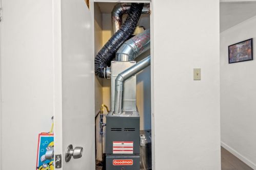 3475 Clearfield St, Pittsburgh PA 15204-1538 exterior