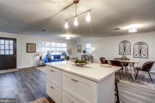 536 Friendship Ave, Lancaster PA  17601-4416 exterior