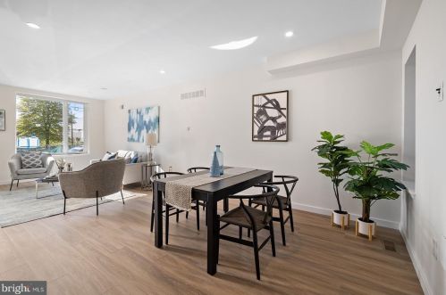 241 Allen St, Philadelphia PA  19125-4103 exterior