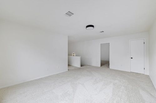 8029 Evadean Cir, Austin TX 78745-8004 exterior