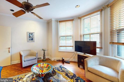 2319 Delancey Pl, Philadelphia PA 19103-6406 exterior