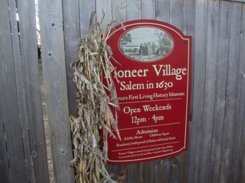 11 Smt Ave, Salem MA 01970-4719 exterior