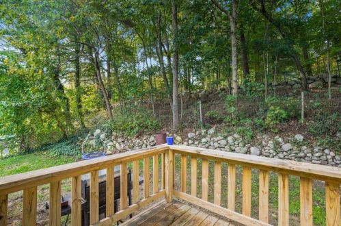 84 Harris Ave, Providence RI  02903-1012 exterior