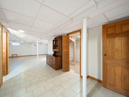 7619 Argyle St, Chicago IL 60640-3307 exterior