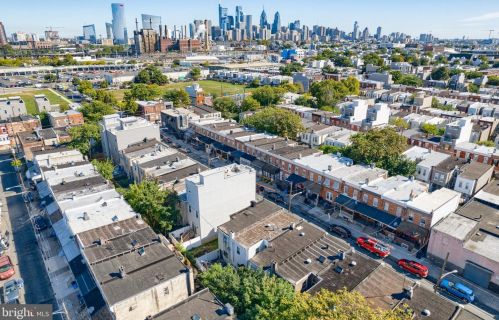 1338 30th St, Philadelphia PA  19146-3502 exterior