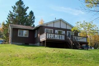 6637 Forsyth Dr, Cheboygan, MI 49721-9441