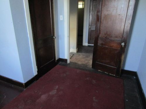 1434 Elm St, Pittsburgh PA 15221-1920 exterior