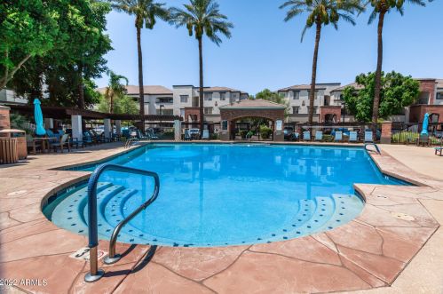 3302 7th St, Phoenix AZ  85014-5445 exterior