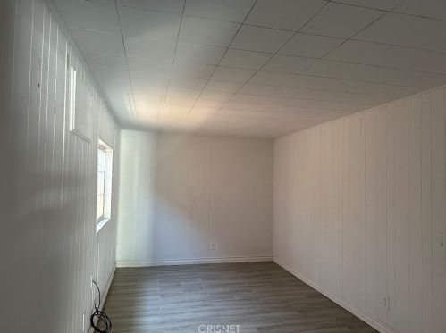 37 Garden Dr, Bakersfield CA 93307-5255 exterior