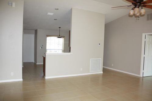 1146 Kalevala Dr, Fort Pierce FL 34953-6810 exterior