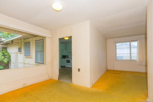 1457 Ainakoa Ave, Honolulu, HI 96821-1111