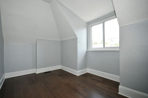 6029 Stanton Ave, Pittsburgh PA 15206-2200 exterior