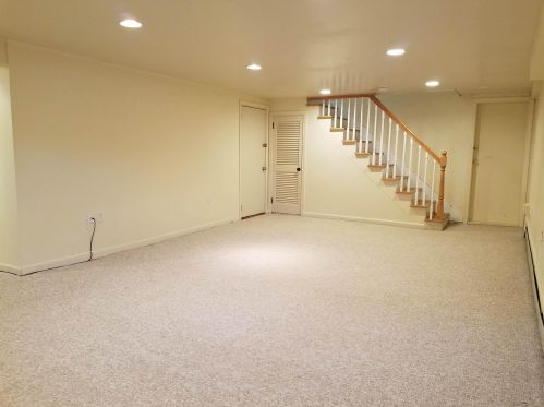 94 Pillsbury St, Concord NH 03301-3523 exterior