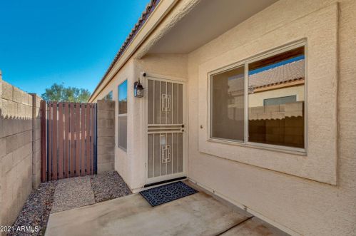 14437 47 Pl, Phoenix AZ 85018-6009 exterior