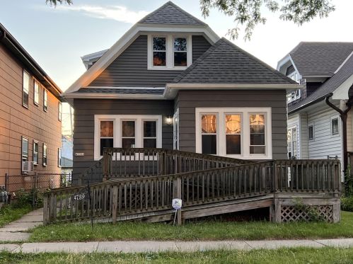 4739 39, Milwaukee WI 53221-2534 exterior