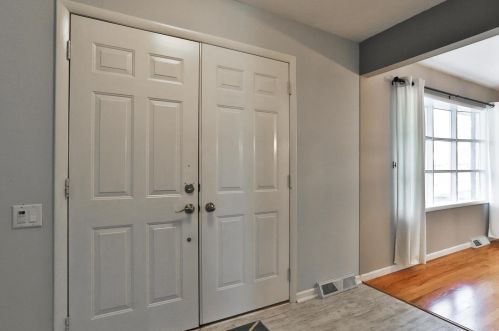 1108 Fernview Dr, Saint Louis MO 63141-6141 exterior