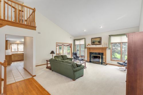 16820 Renee Dr, Macomb Township MI 48042-2324 exterior