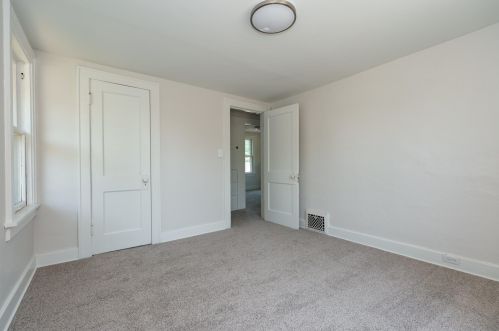 1315 Cork Street Ct, Kalamazoo MI  49001-4651 exterior