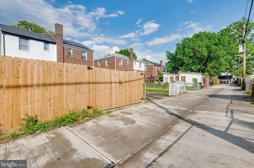 439 Newcomb St, Washington DC  20032-2650 exterior