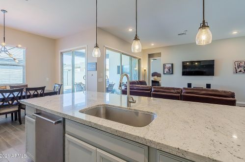 1122 Nolan Pl, Chandler AZ 85249-3345 exterior