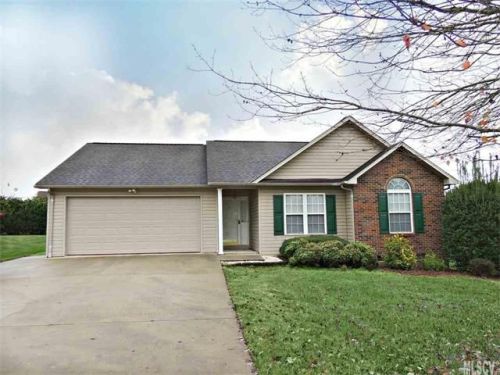 703 Braemore Ct, Conover, NC 28613-9609