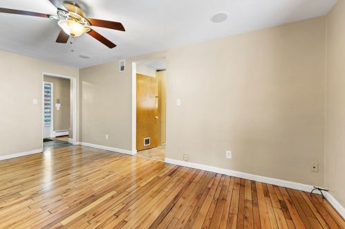 513 Pat Hvn Dr, Pittsburgh PA 15243-1739 exterior