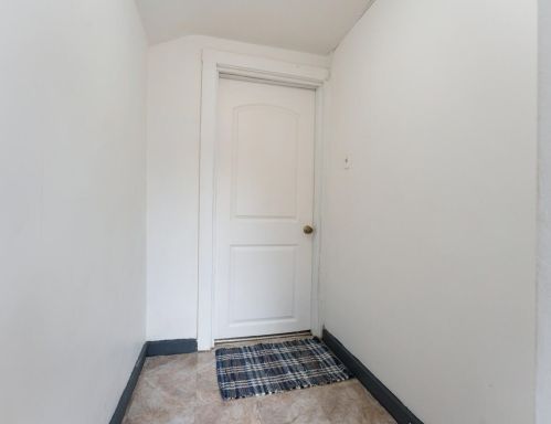 126 Stockbridge Ave, Kalamazoo MI 49001-2881 exterior