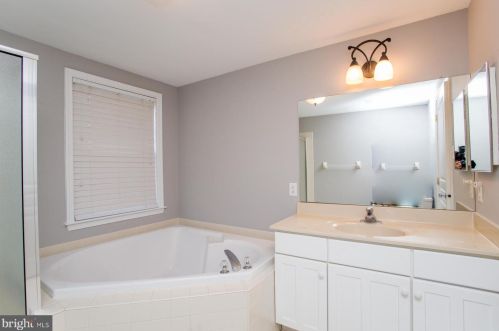 109 Hartman Rd, Pottstown PA 19465-7573 exterior