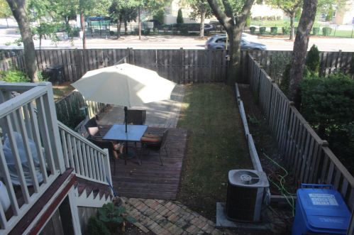 4701 Woodlawn Ave, Chicago IL  60615-1945 exterior