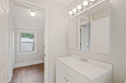 170 Memorial Pkwy, Atlantic Highlands NJ  07716-1655 exterior