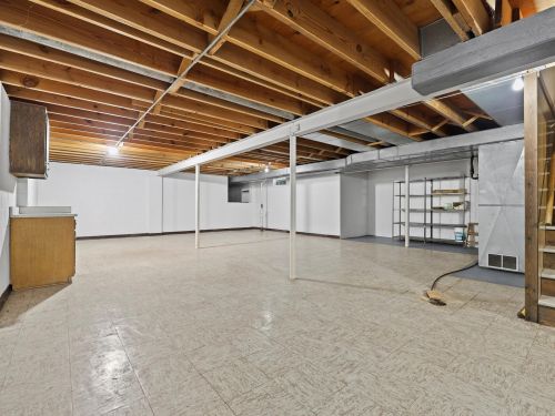 7425 Braeburn Ln, Milwaukee WI 53209-2605 exterior