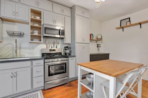 997-1003 Saratoga St, Boston, MA 02128