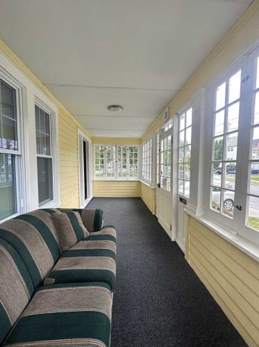 5 Mack Rd, Poughkeepsie, NY 12603-2713