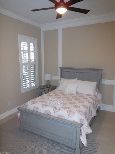 5300 Hawkesbury Way, Naples FL 34119-9583 exterior