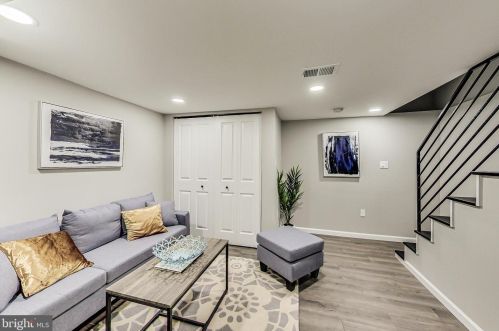 5506 C St, Washington DC  20019-6337 exterior