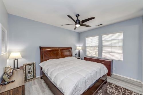 2027 Arnold Way, Fullerton CA 92833-5748 exterior