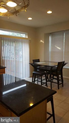 8510 Towne Manor Ct, Alexandria VA  22309-4503 exterior