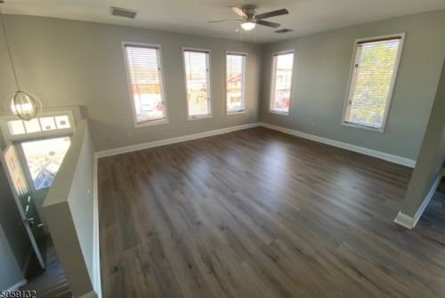 86 Blackwell St, Dover NJ  07801-4076 exterior