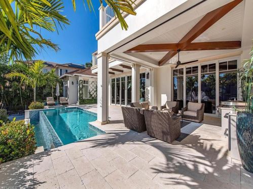 190 16 Ave, Naples FL 34117-2241 exterior