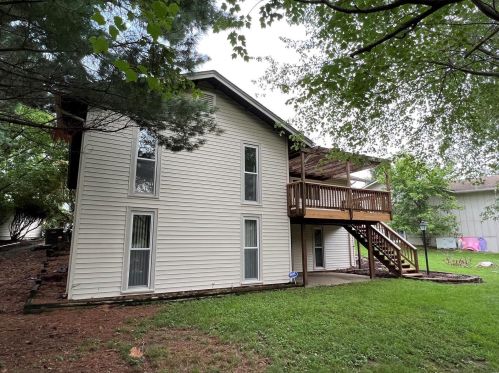 2041 Nettlewood Ct, Hazelwood MO 63043-2141 exterior