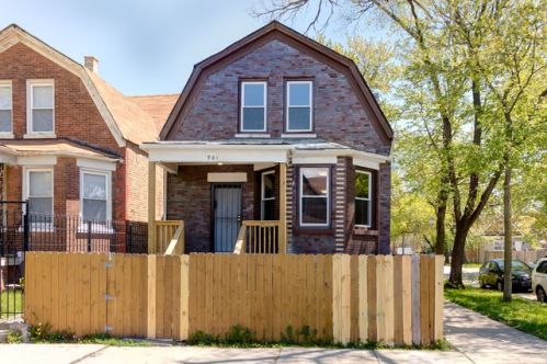 901 Saint Louis Ave, Chicago IL  60651-4039 exterior