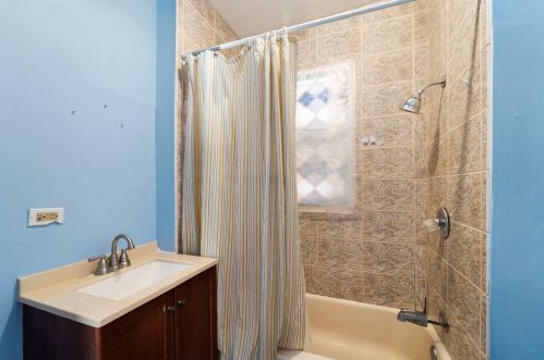 2140 Laramie Ave, Chicago IL 60639-3103 exterior